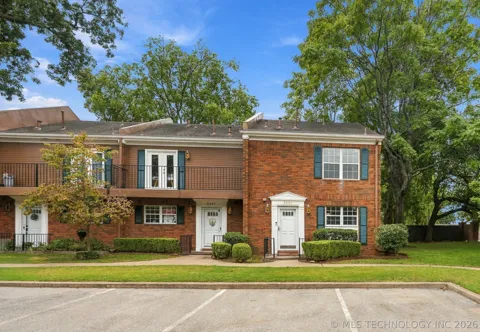 6245 S Yorktown Avenue #1