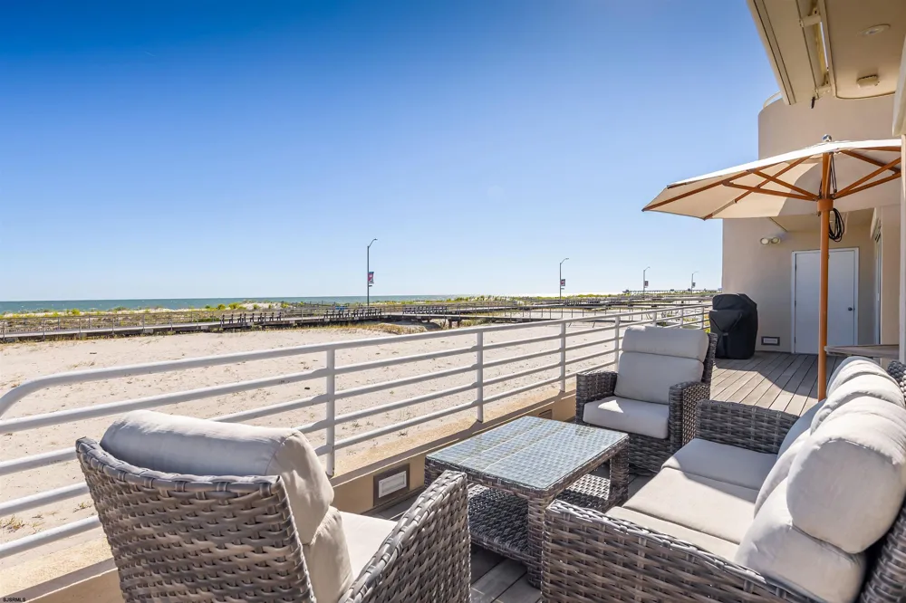 110 S Pittsburg Ave Ventnor, NJ 08406