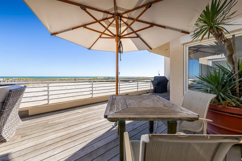 110 S Pittsburg Ave Ventnor, NJ 08406