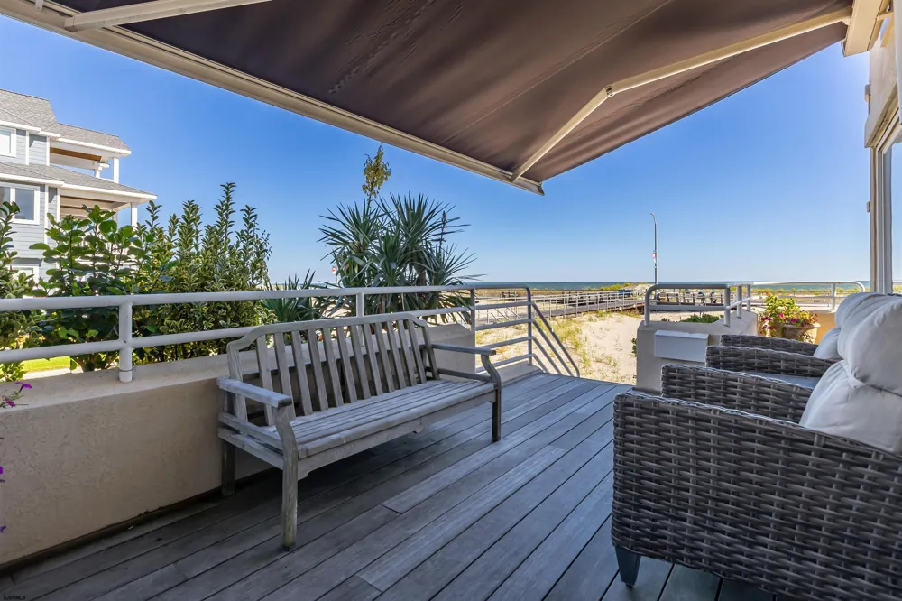 110 S Pittsburg Ave Ventnor, NJ 08406
