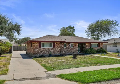 214 Driftwood Dr