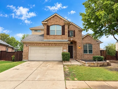 1716 Lake Wood Trail