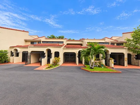 3746 Estepona Ave #14S1