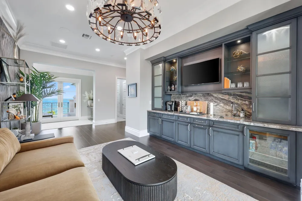 1001 HILLSBORO MILE Hillsboro Beach, FL 33062