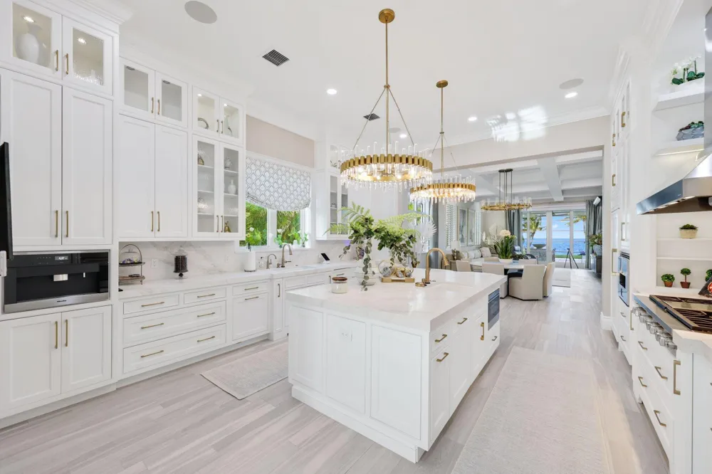 1001 HILLSBORO MILE Hillsboro Beach, FL 33062
