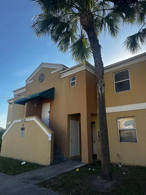 2481 NW 56th Ave #9-16