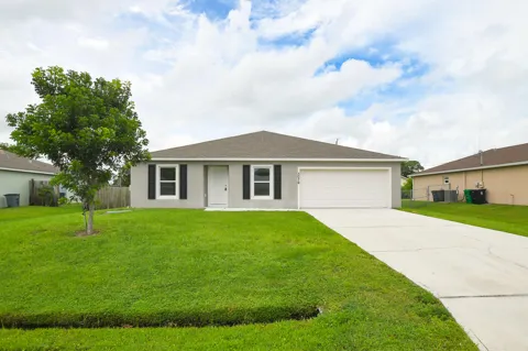 3076 SW Lucerne Street SW #3076