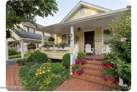 49 Laurel Avenue
