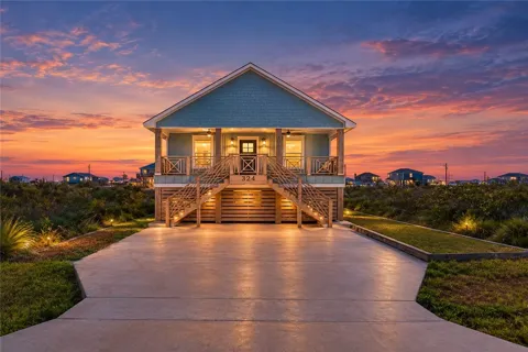 324 W Live Oak Lane
