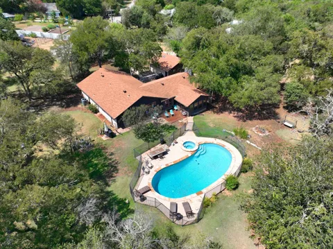 2300 Robin Road