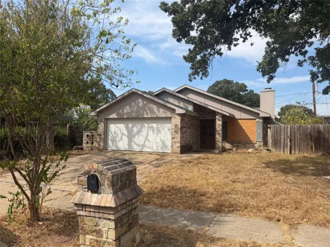 10823 Addie Road