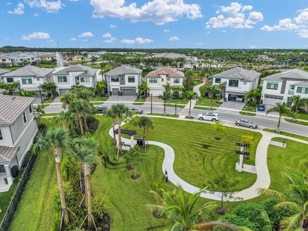 13146 FLORIDA CRANE DRIVE Palm Beach Gardens, FL 33412