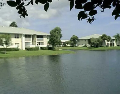 1531 SE Royal Green Circle #R-206