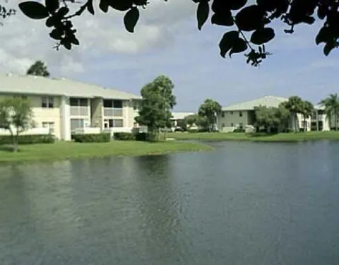 1531 SE Royal Green Circle #R-206