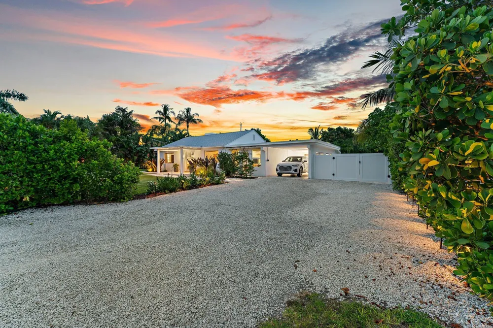 3437 Palm Court Jupiter, FL 33469