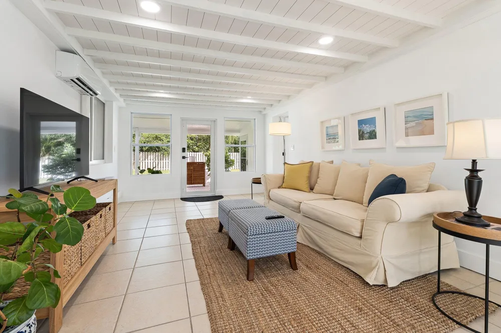 3437 Palm Court Jupiter, FL 33469