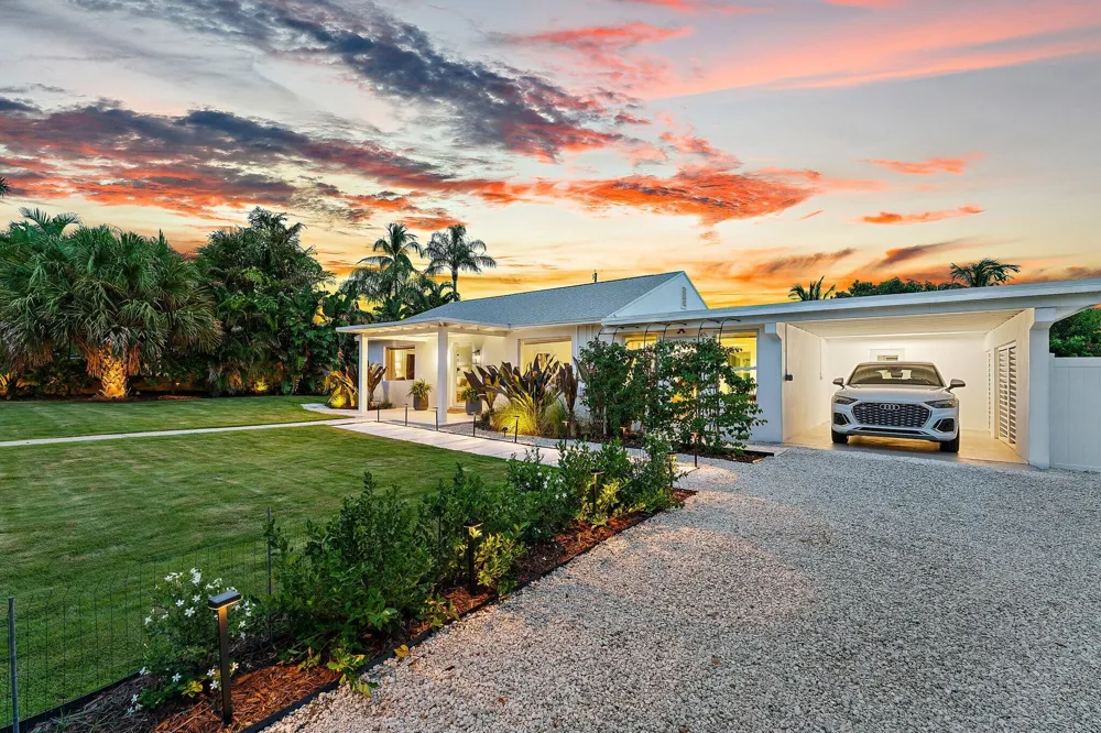 3437 Palm Court Jupiter, FL 33469