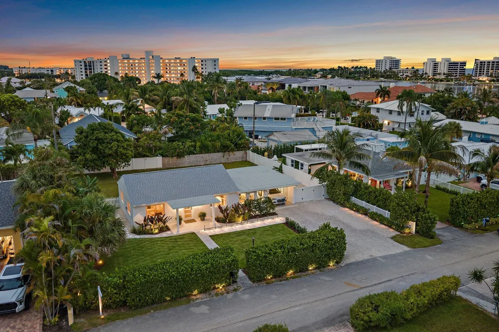 3437 Palm Court Jupiter, FL 33469