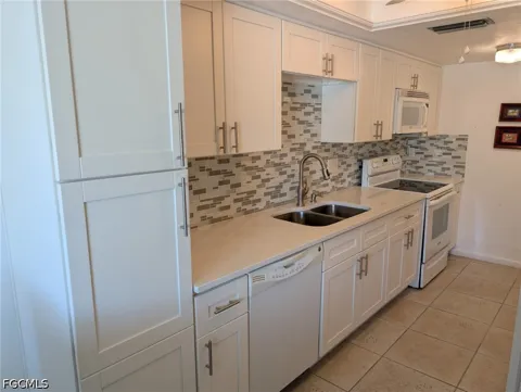 Cape Coral Pkwy W #106