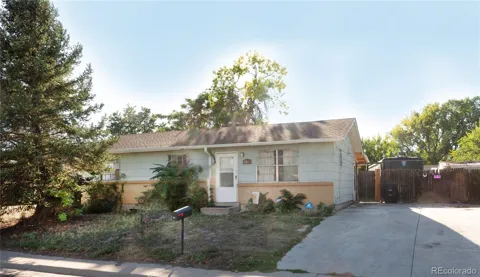 5557 Crystal Way