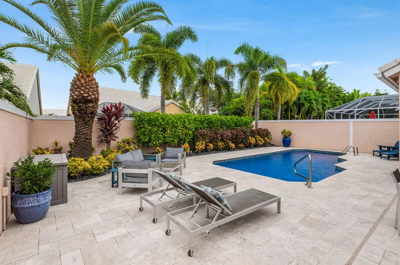 8367 Horseshoe Bay Road Boynton Beach, FL 33472