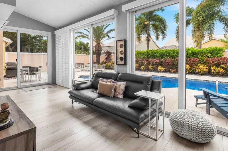 8367 Horseshoe Bay Road Boynton Beach, FL 33472