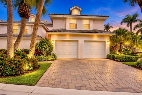 3107 FAIRWAY DRIVE