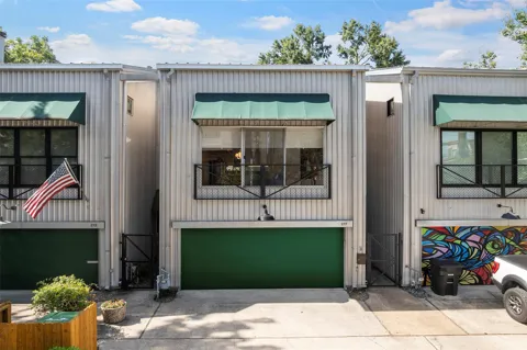217 W Drew Street