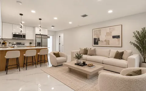 1077 Merry Street, East #0