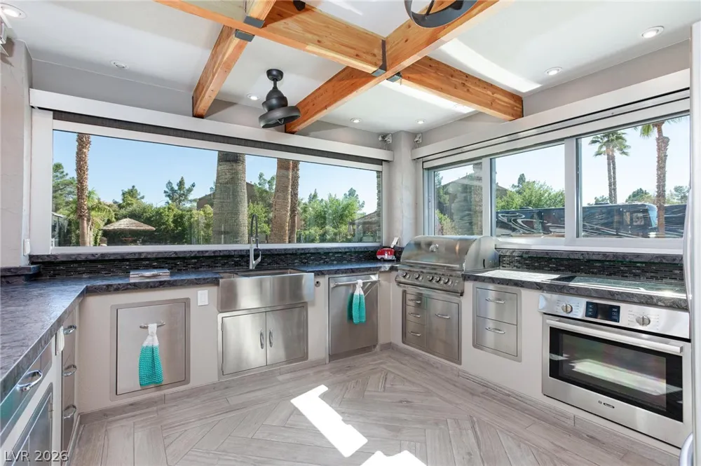 8175 Arville Street #142 Las Vegas, NV 89139