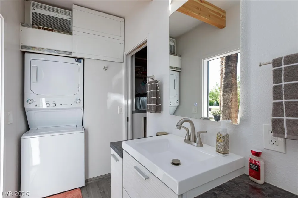 8175 Arville Street #142 Las Vegas, NV 89139