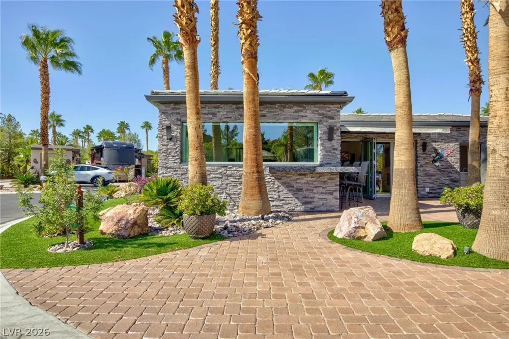 8175 Arville Street #142 Las Vegas, NV 89139