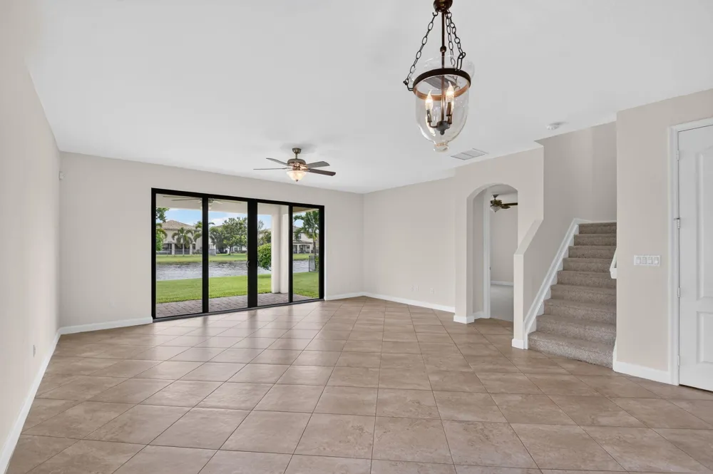 8872 Sandy Creek Way Lake Worth, FL 33467