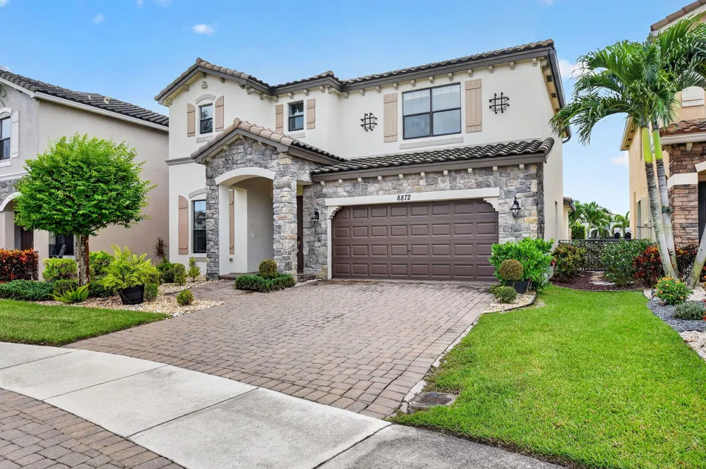 8872 Sandy Creek Way Lake Worth, FL 33467