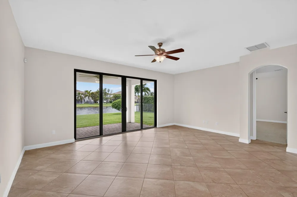 8872 Sandy Creek Way Lake Worth, FL 33467