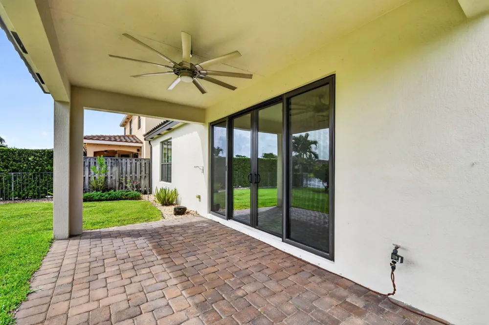 8872 Sandy Creek Way Lake Worth, FL 33467