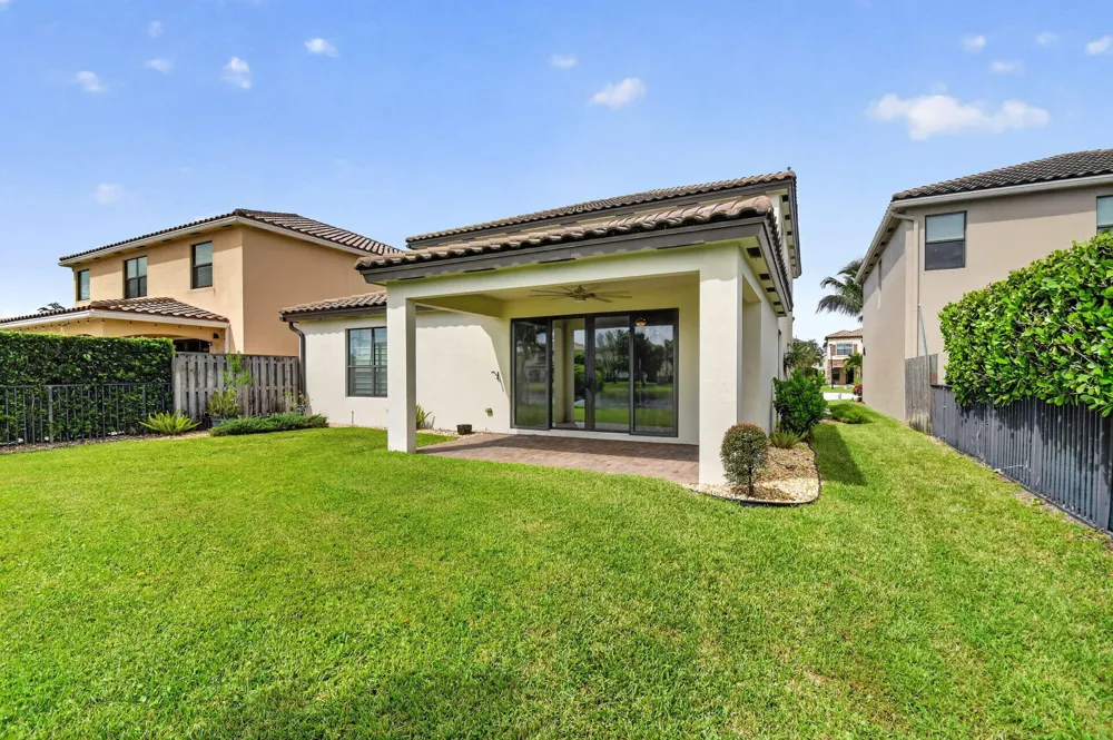 8872 Sandy Creek Way Lake Worth, FL 33467