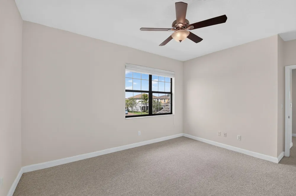 8872 Sandy Creek Way Lake Worth, FL 33467