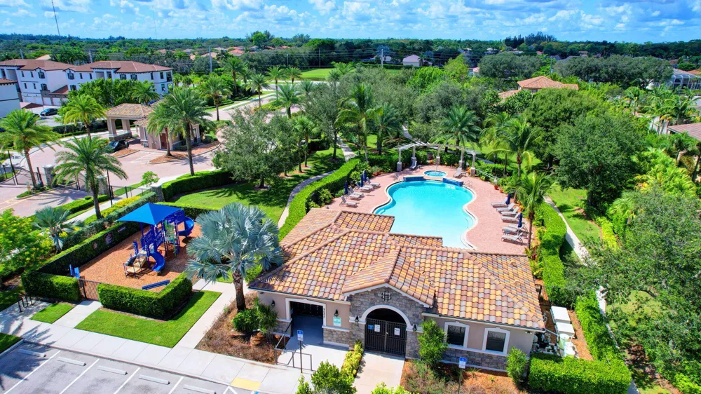 8872 Sandy Creek Way Lake Worth, FL 33467