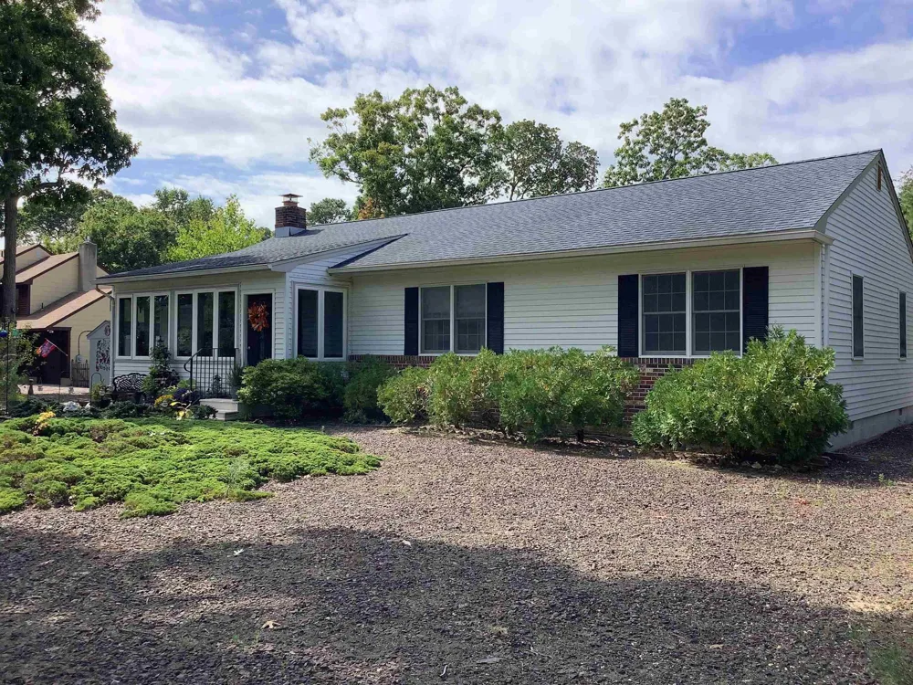 208 Regal Dr Marmora, NJ 08223