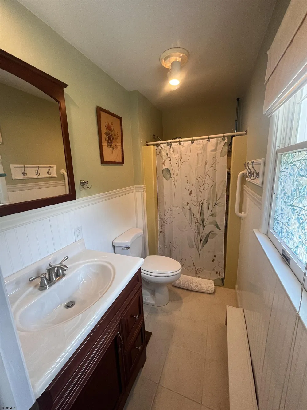 208 Regal Dr Marmora, NJ 08223