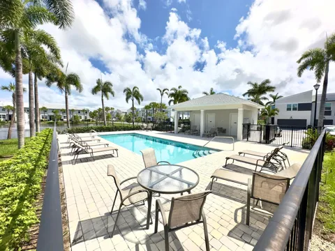 3922 SE CALADIUM COURT