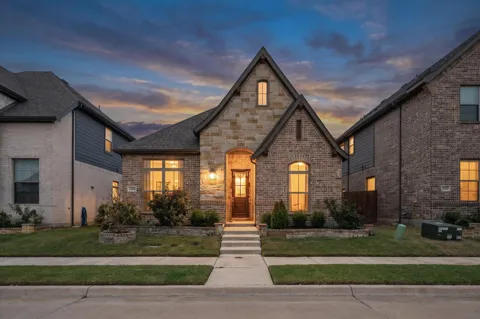9364 Sunrise Trail