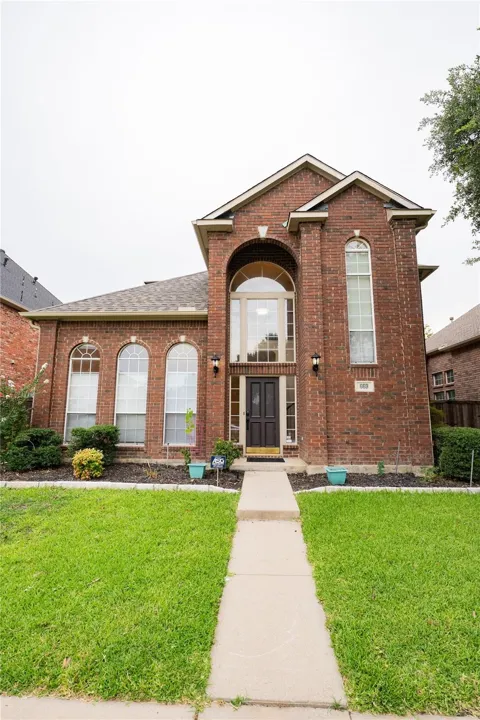 669 Nottingham Drive