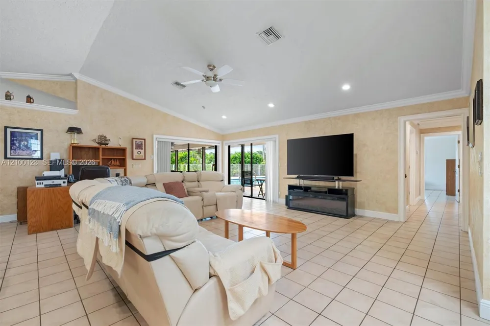 3600 Edgar Ave Boynton Beach, FL 33436