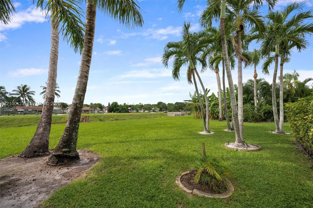 3600 Edgar Ave Boynton Beach, FL 33436