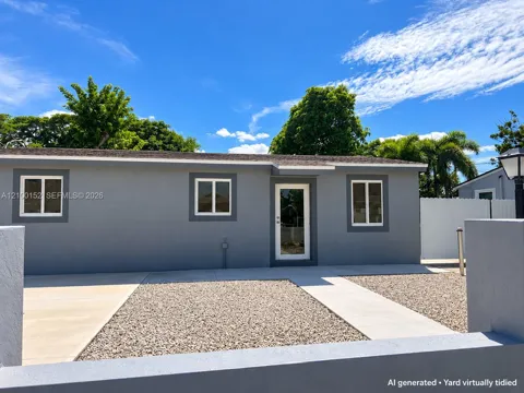 877 NW 3rd St