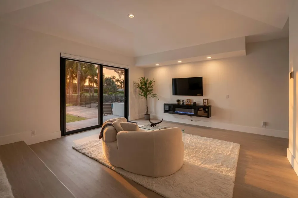21312 Greenwood Court Boca Raton, FL 33433