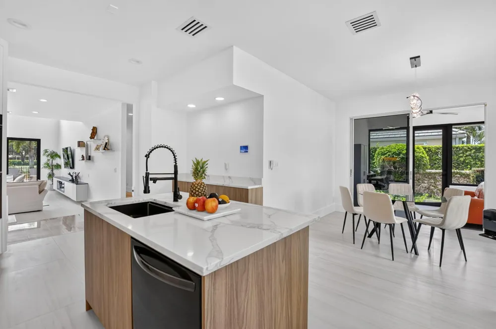 21312 Greenwood Court Boca Raton, FL 33433