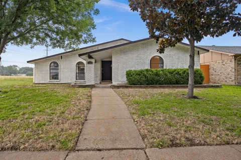 5124 Stanley Drive